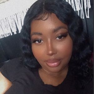 Meet your Posher, Sasha